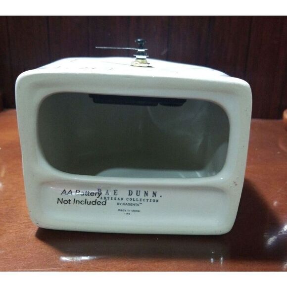 Rae Dunn WELCOME Clock - Picture 3 of 3